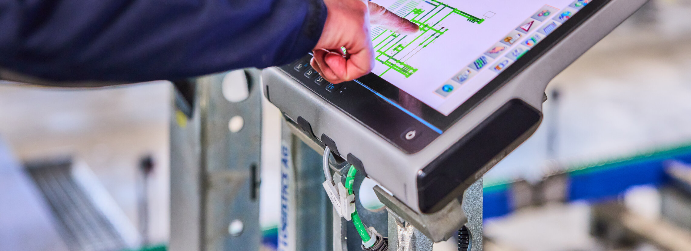 Gilgen Logistics & ROTRING DATA: Engineering-Erneuerung mittels Gemba Walk ROTRING DATA erhielt von Gilgen Logistics den Auftrag, das Zusammenspiel von CAD-, PDM- und CPQ-Lösungen zu evaluieren und Optimierungsvorschläge zu machen.
